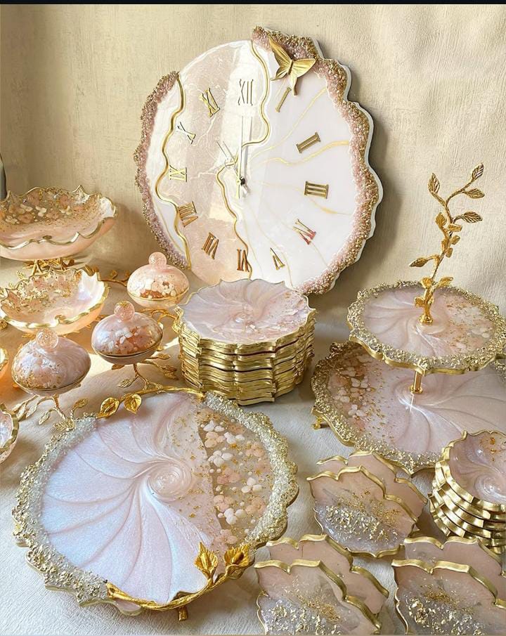 Handcrafted Luxe Resin Wall Clock – Pearlescent Rose & Gold Botanical Edition
