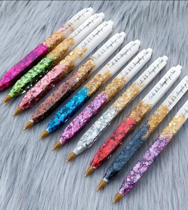 Handcrafted Resin Crystal-Glitter Pen – Custom Gold Leaf & Shimmer Stationery