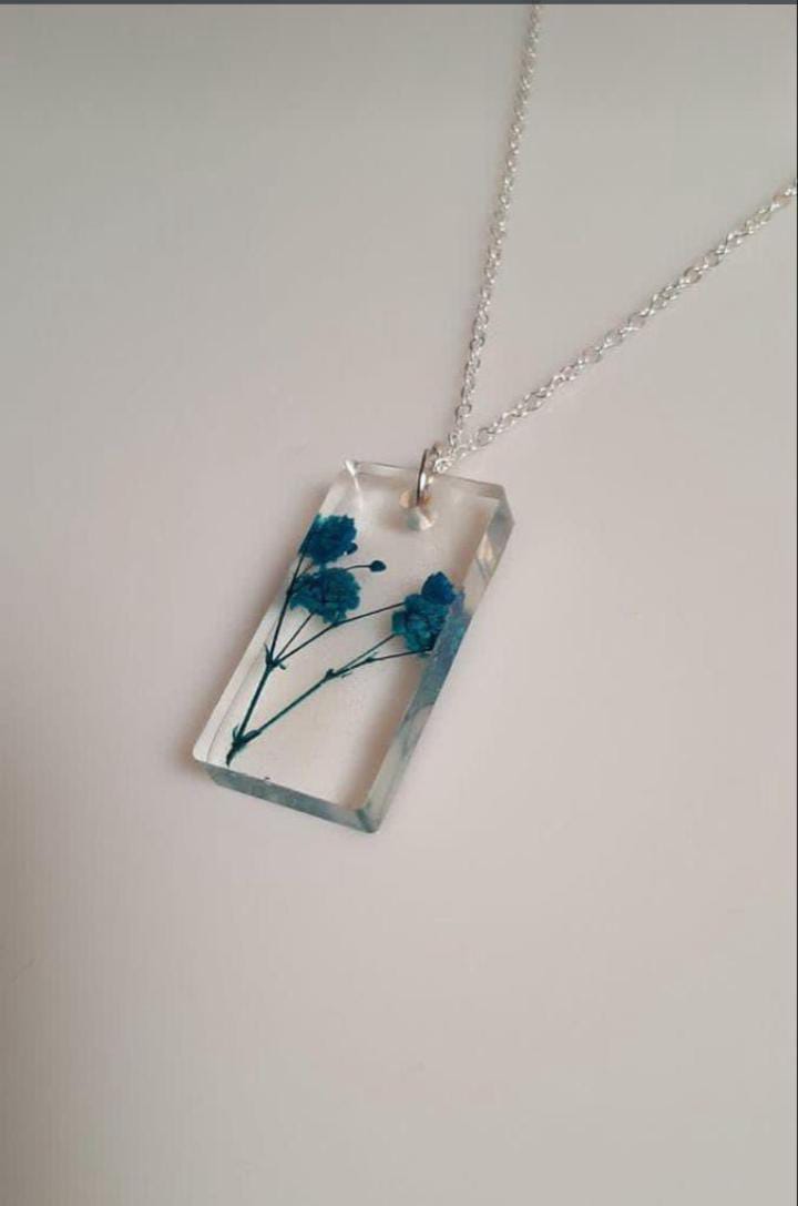 HANDMADE RESIN NECKLACE