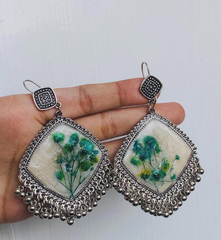 Botanical Bloom Resin Earrings – Handcrafted Floral Inlay with Oxidized Silver Finish