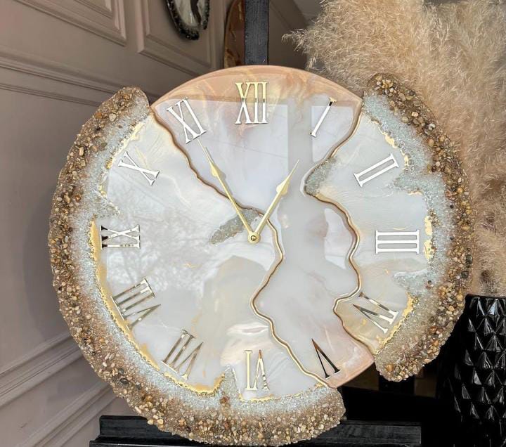 Celestial Geode Resin Wall Clock – Handcrafted Marble & Gold Leaf Timepiece