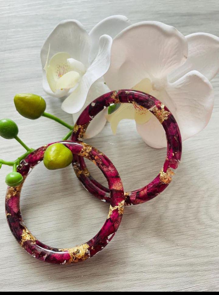 Enchanted Rose & Gold Leaf Resin Bangle Set – Handcrafted Floral Statement Jewelry