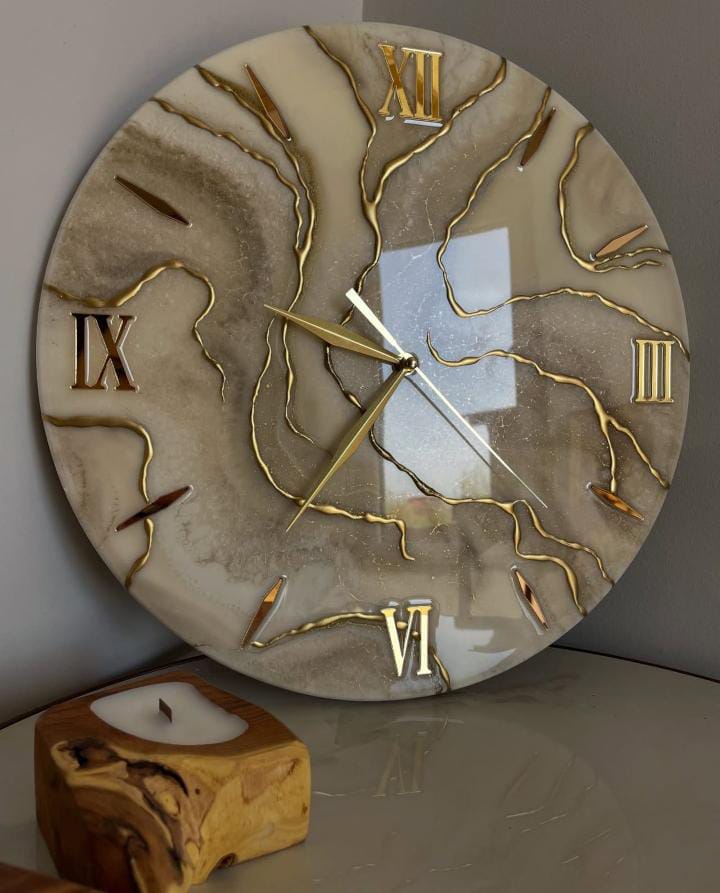Luxury Champagne Geode Resin Wall Clock – Handcrafted Marble & Gold Leaf Timepiece