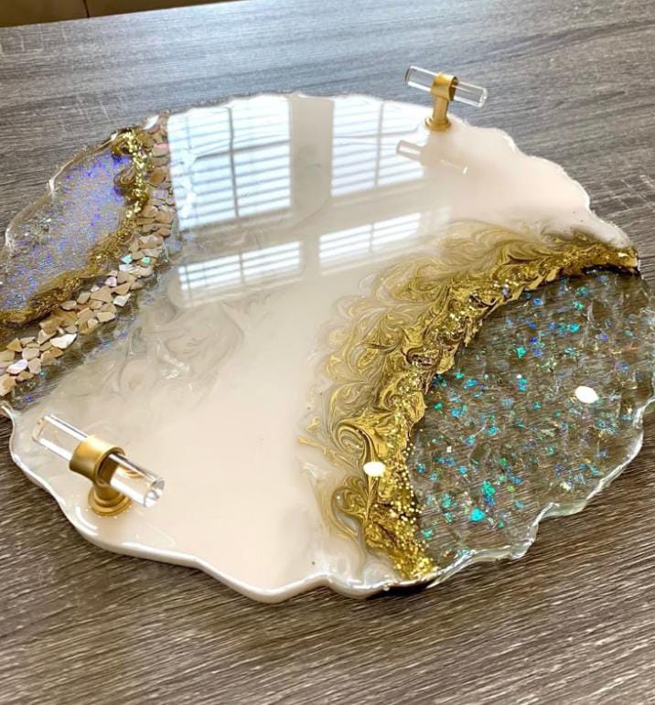 Opal & Gold Luxe Geode Serving Tray – Handcrafted Resin Vanity Decor with Crystal Accents