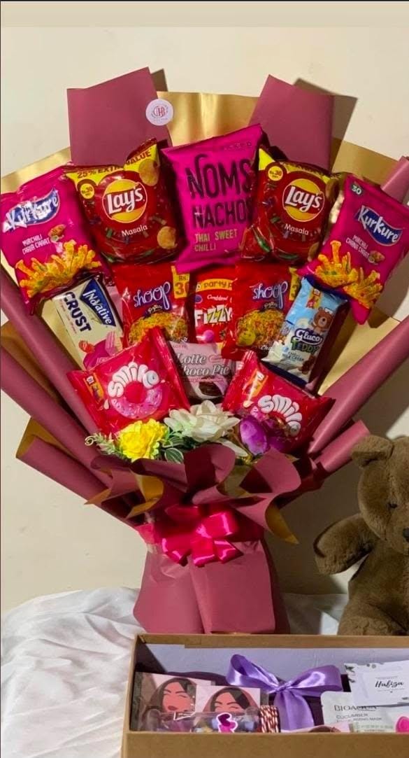 "The Feast Flare" – Gourmet Snack Celebration Bouquet